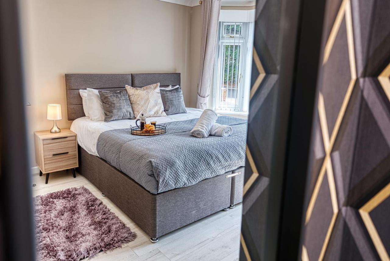 Villa Maple House à Solihull Extérieur photo