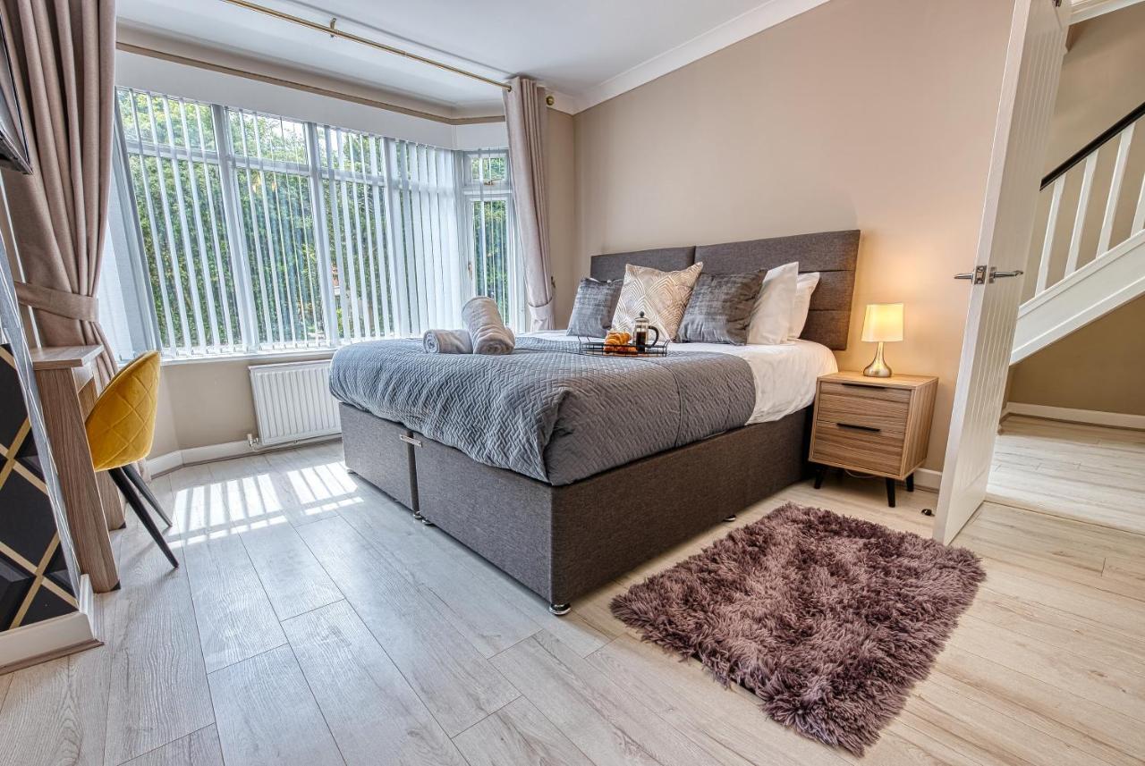 Villa Maple House à Solihull Extérieur photo